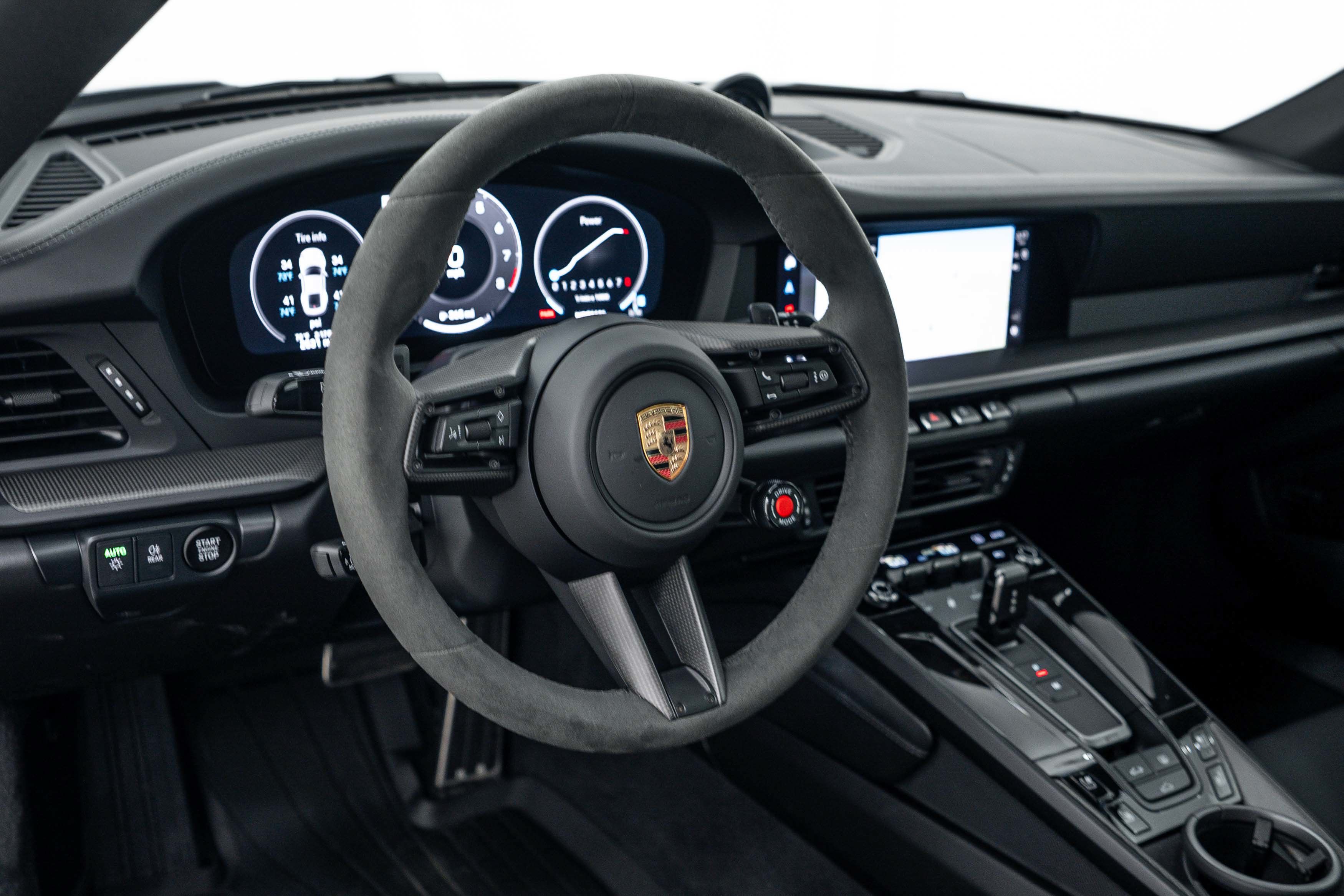 Certified 2025 Porsche 911 Carrera S RWD image 17