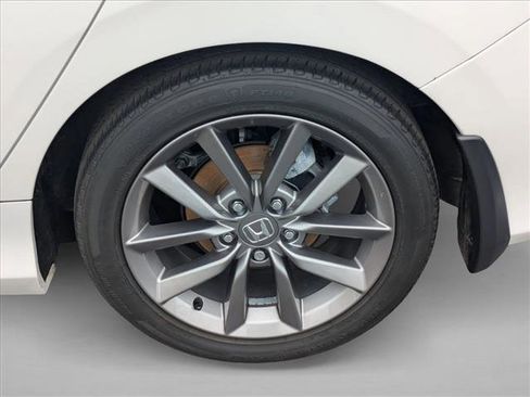 Used 2020 Honda Civic EX image 10