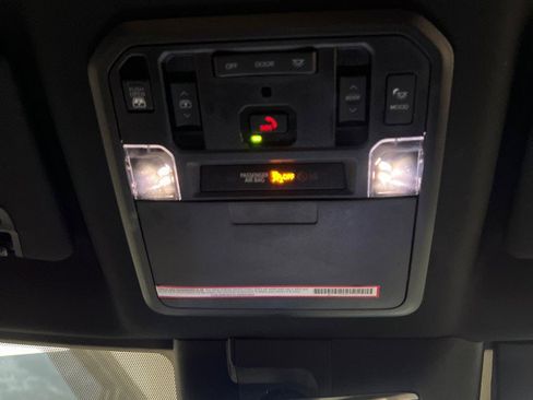 Used 2023 Toyota Tundra Platinum image 21