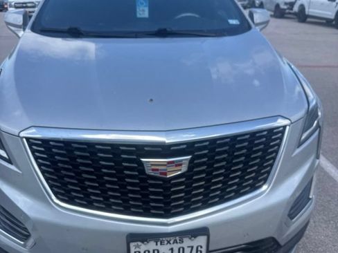 Used 2020 Cadillac XT5 Premium Luxury FWD image 6