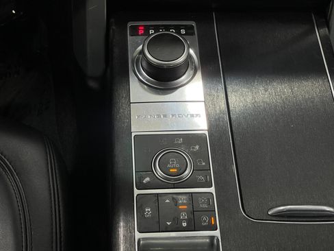 Used 2015 Land Rover Range Rover Supercharged AWD/4WD image 28