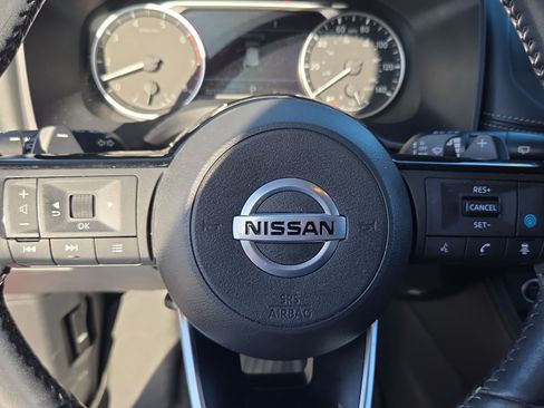 Used 2021 Nissan Rogue SL FWD image 24