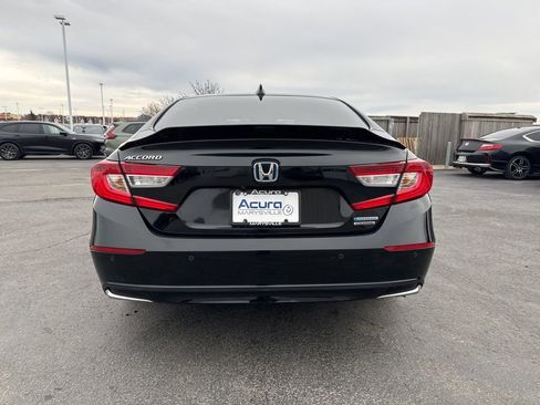 Used 2021 Honda Accord Touring image 6