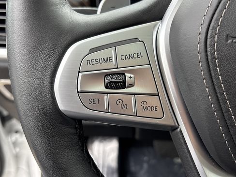 Used 2026 BMW X7 xDrive40i AWD/4WD image 14