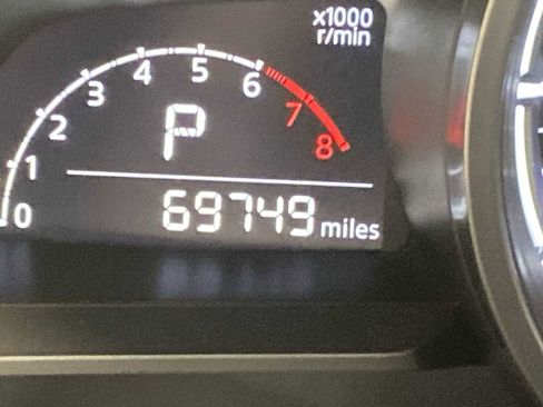 Used 2018 MAZDA MAZDA3 Touring image 18