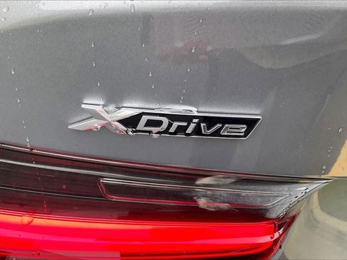 Used 2023 BMW 330i xDrive Sedan w/ Premium Package AWD/4WD image 9