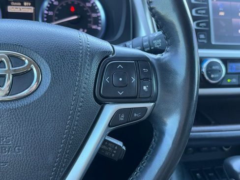 Used 2019 Toyota Highlander Limited Platinum image 20
