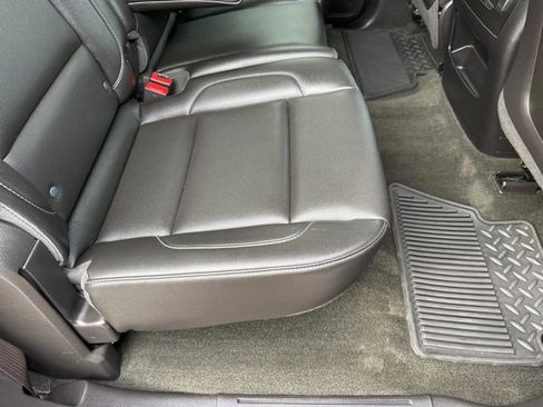 Used 2014 GMC Sierra 1500 SLT w/ SLT Crew Cab Value Package image 16