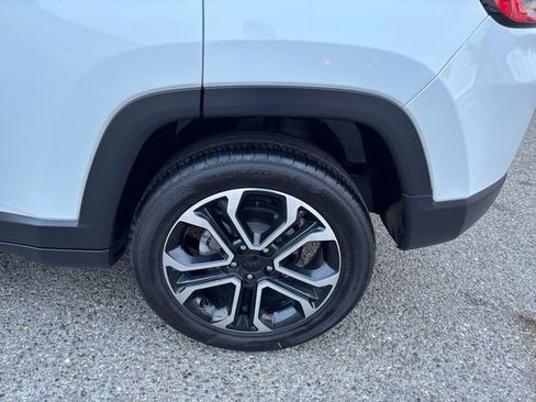 Used 2023 Jeep Compass Limited image 25