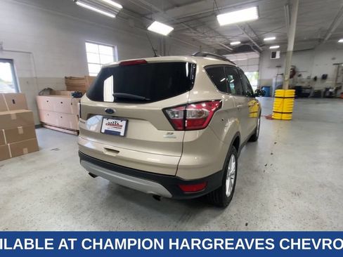 Used 2018 Ford Escape SE FWD image 10