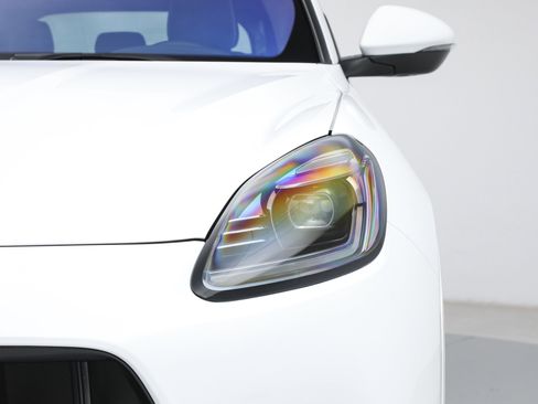 Certified 2023 Maserati Grecale Modena AWD/4WD image 9