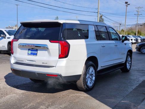 Used 2021 GMC Yukon XL SLT w/ SLT Premium Package image 5
