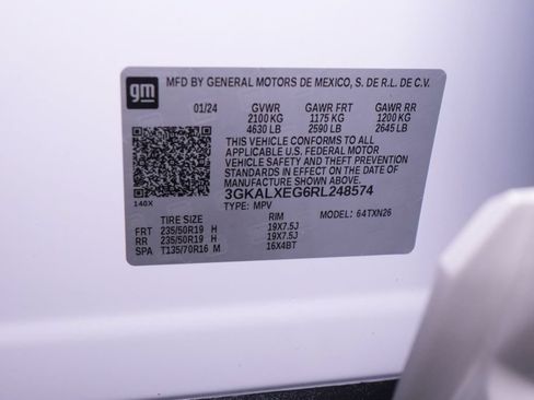 Used 2024 GMC Terrain Denali w/ Denali Premium Package AWD/4WD image 48