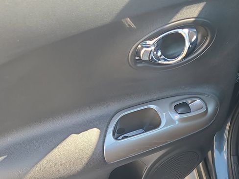 Used 2014 Nissan Juke S image 18