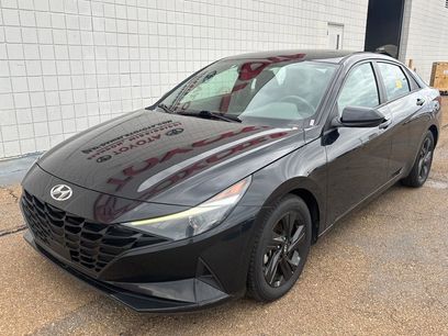 Used 2022 Hyundai Elantra SEL w/ Convenience Package