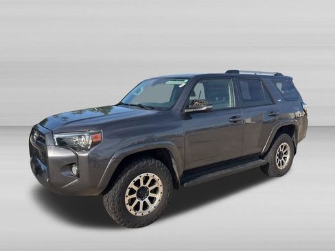 Used 2020 Toyota 4Runner SR5 Premium AWD/4WD image 8