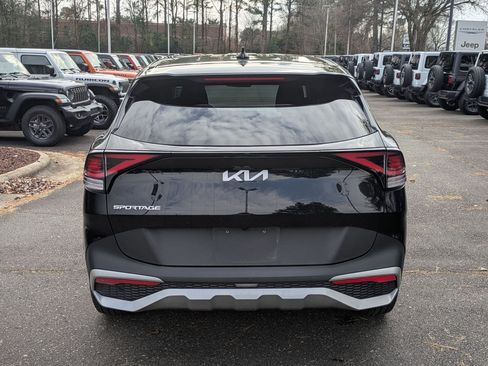 Used 2023 Kia Sportage EX image 6