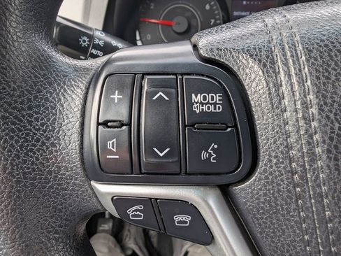 Used 2017 Toyota Sienna LE FWD image 27