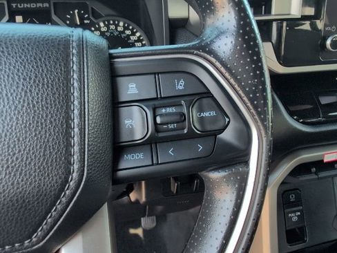 Used 2025 Toyota Tundra SR5 AWD/4WD image 18
