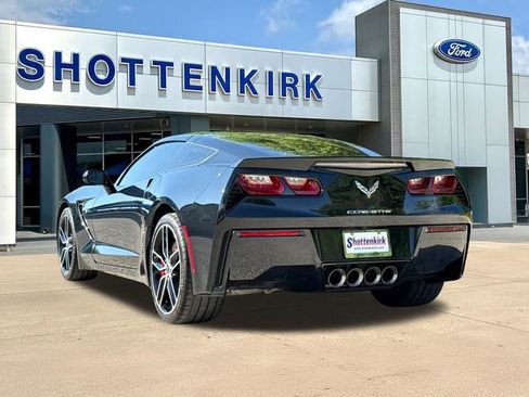 Used 2016 Chevrolet Corvette Stingray Coupe RWD image 7
