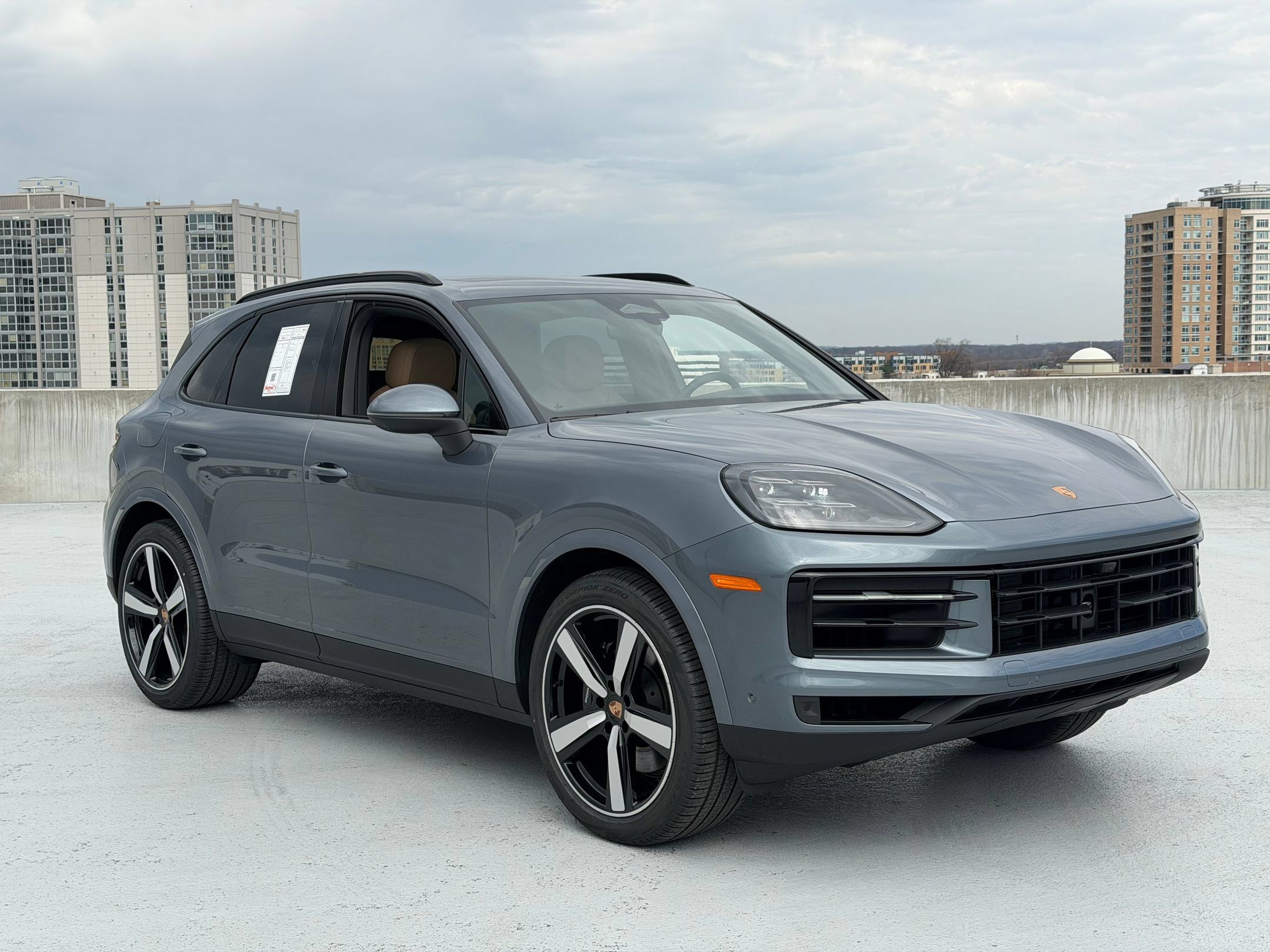 Certified 2026 Porsche Cayenne AWD/4WD image 9