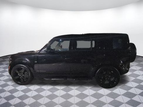New 2026 Land Rover Defender 110 X-Dynamic SE AWD/4WD image 2