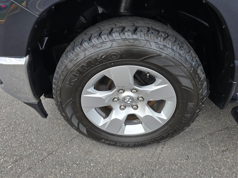 Used 2019 RAM 1500 Big Horn AWD/4WD image 22