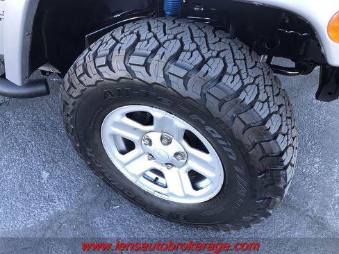 Used 2013 Jeep Wrangler Unlimited Sport w/ Connectivity Group AWD/4WD image 25