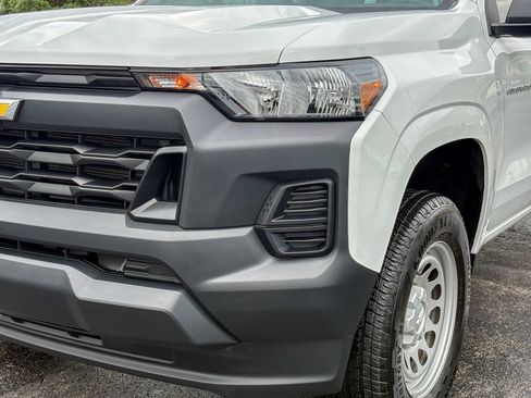 Used 2024 Chevrolet Colorado W/T w/ WT Convenience Package II RWD image 6