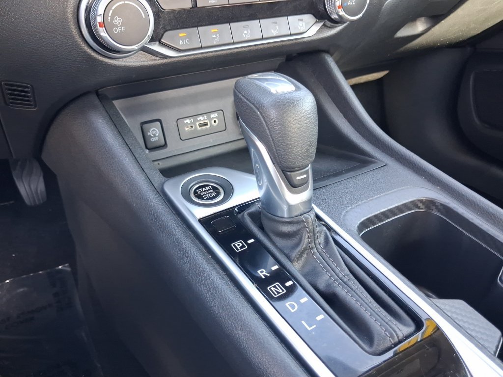 Certified 2024 Nissan Sentra SV FWD image 25