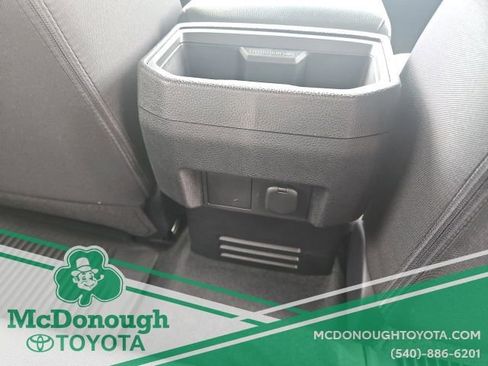 Used 2026 Toyota Tacoma SR5 AWD/4WD image 16