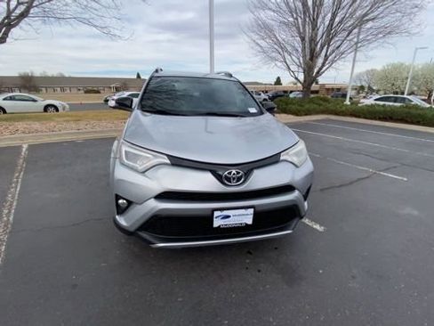 Used 2016 Toyota RAV4 SE image 4