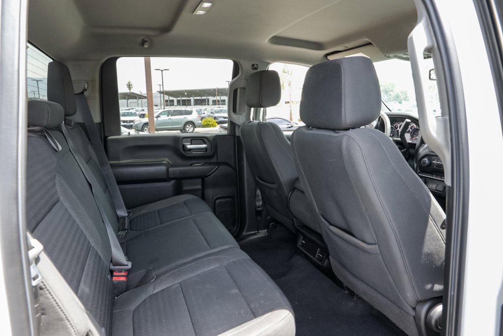 Used 2022 Chevrolet Silverado 2500 Custom w/ Custom Value Package AWD/4WD image 24