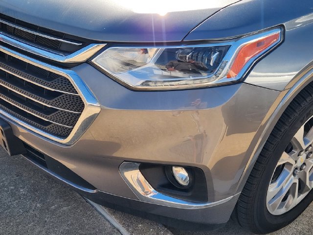 Used 2021 Chevrolet Traverse Premier w/ LPO, Floor Liner Package FWD image 8