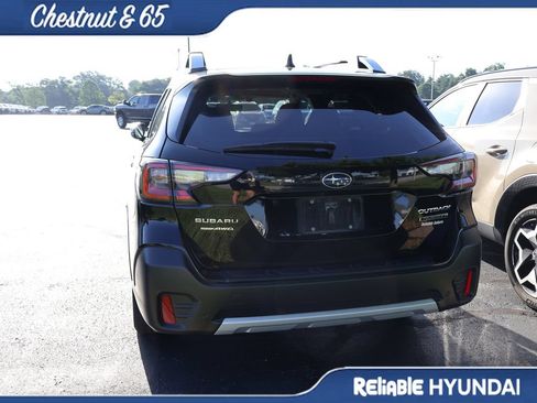 Used 2022 Subaru Outback Touring XT AWD/4WD image 17