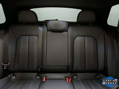 Used 2024 Audi Q4 e-tron Premium Plus image 71