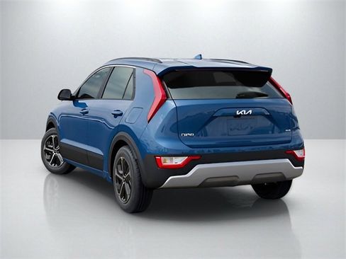 New 2025 Kia Niro EX image 4