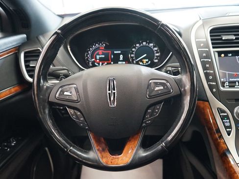 Used 2018 Lincoln MKX Reserve w/ Lincoln MKX Climate Package FWD image 31