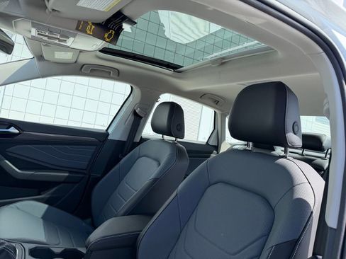 New 2026 Volkswagen Jetta SEL FWD image 17