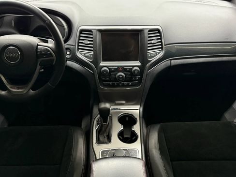 Used 2017 Jeep Grand Cherokee Trailhawk image 35