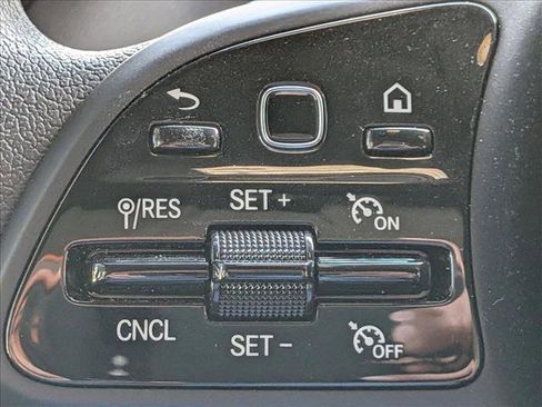 Used 2024 Mercedes-Benz Sprinter 2500 image 14