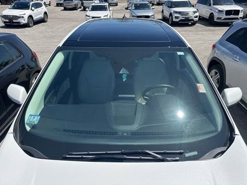 Used 2023 Ford Edge Titanium AWD/4WD image 8