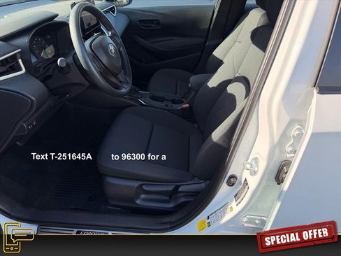 Used 2024 Toyota Corolla LE image 13