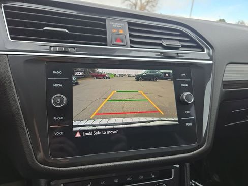 Used 2024 Volkswagen Tiguan Wolfsburg Edition image 24
