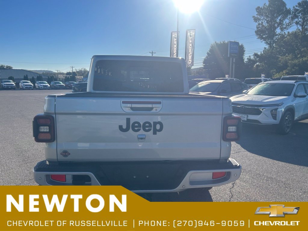 Used 2022 Jeep Gladiator Overland AWD/4WD image 13