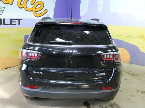 Used 2024 Jeep Compass Latitude image 7