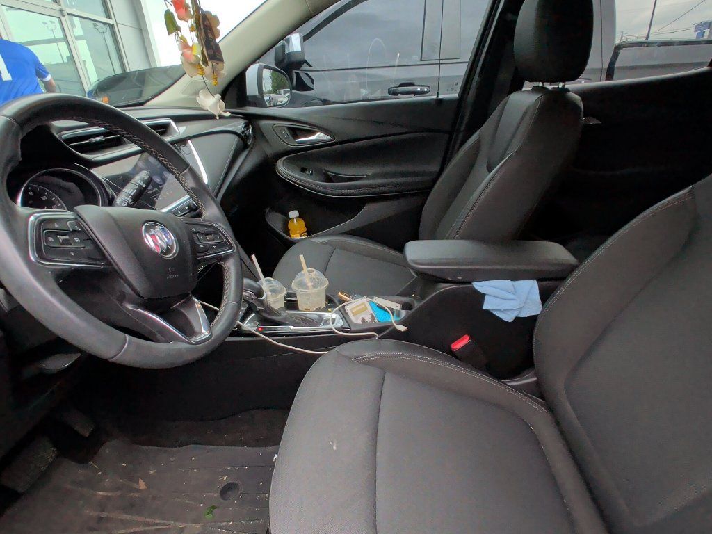 Used 2023 Buick Encore GX Select w/ Safety Package II AWD/4WD image 6