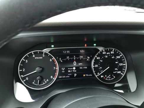 Used 2023 Nissan Rogue SL w/ SL Premium Package image 25