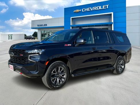 Used 2023 Chevrolet Suburban Z71 w/ Luxury Package AWD/4WD image 1