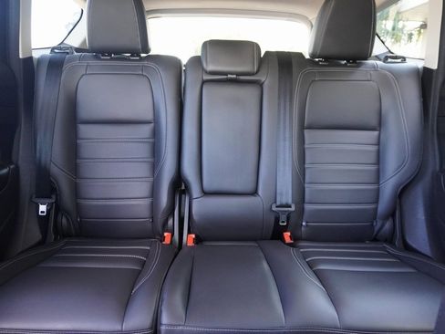 Used 2019 Ford Escape SEL image 24